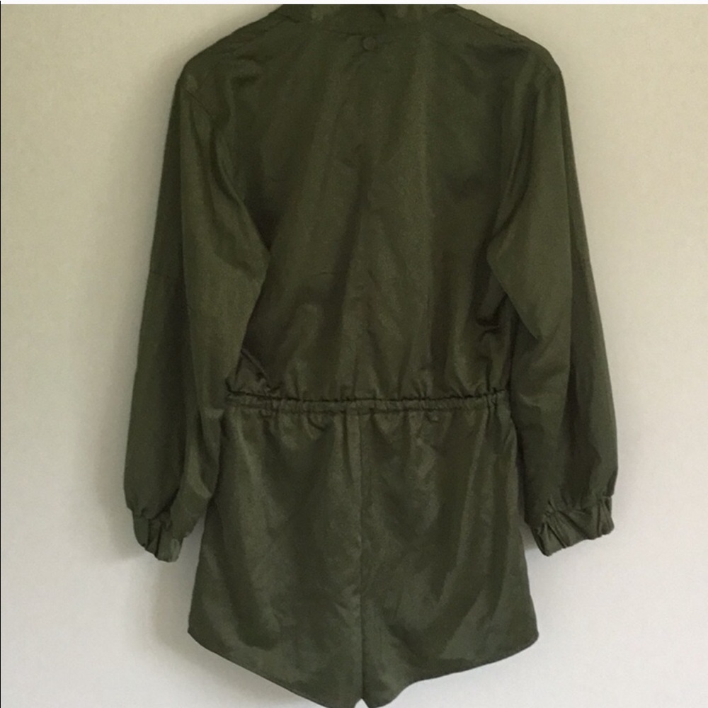 New Hunter Romper Size Small - Picture 5 of 7